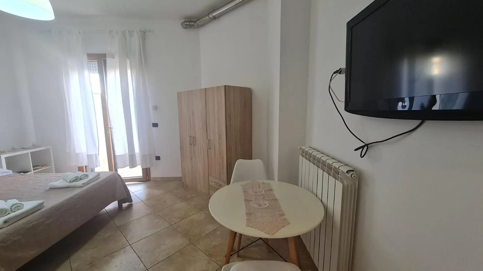 Dimore Campus Cudazzo Lecce 0*,  Italia